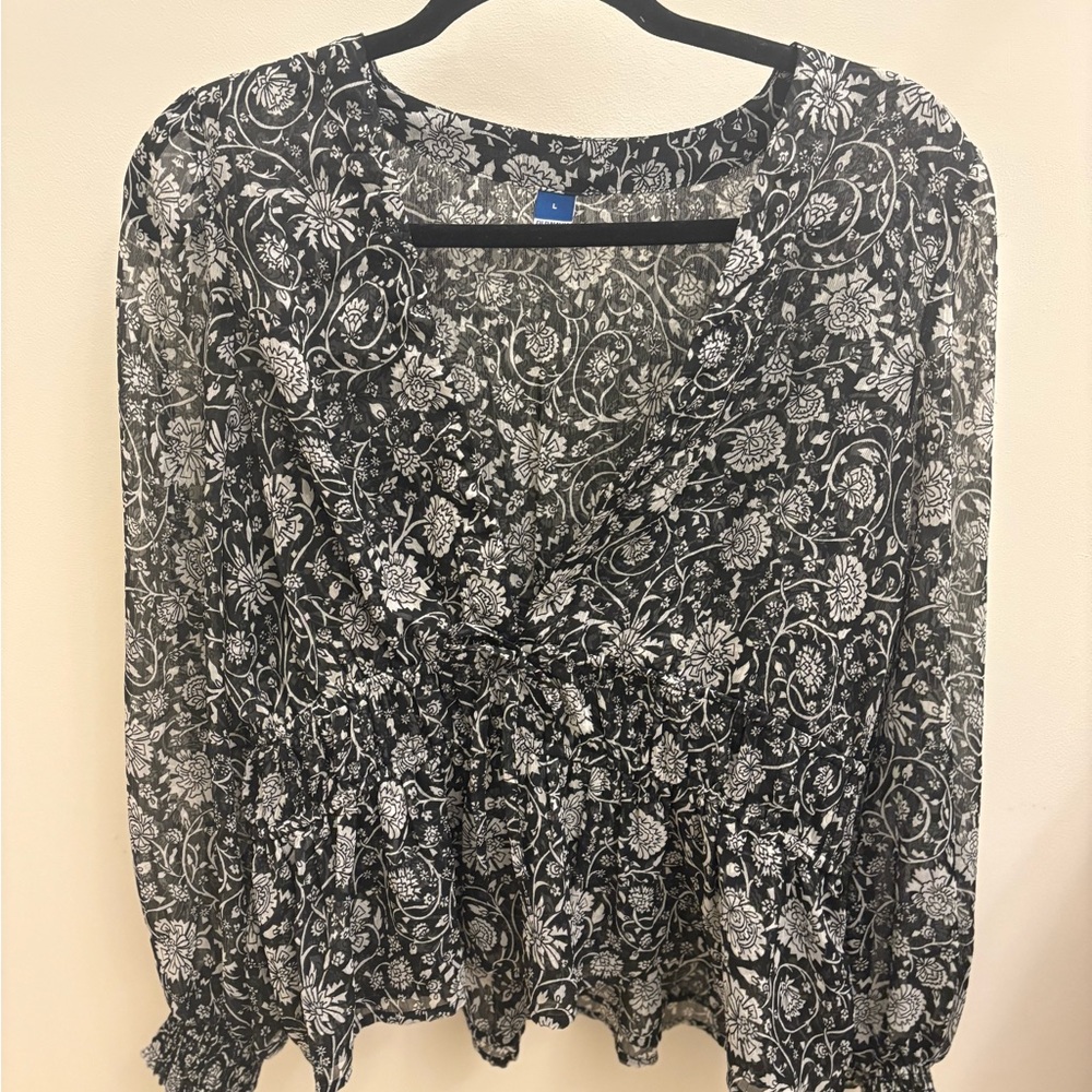 Old Navy Black and White Floral Blouse